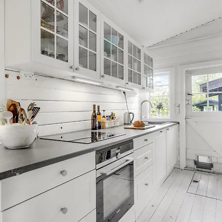 Дом отдыха In With Kitchen