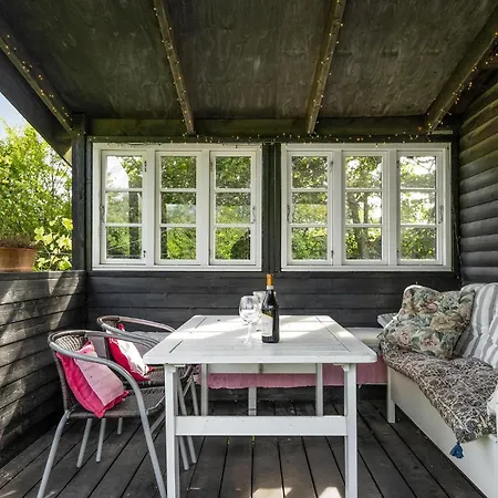 In With Kitchen Тисвиллелайе